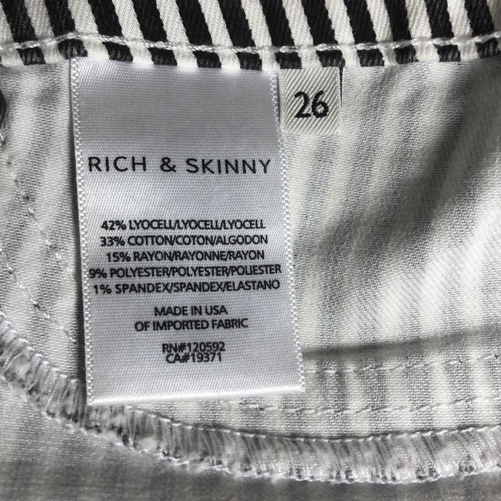 MWOT= RICH & SKINNY , Size 26 ❤️ BELLA DAHL , - Picture 4 of 5
